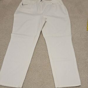 Chico's So Slimming Ankle White Jeans